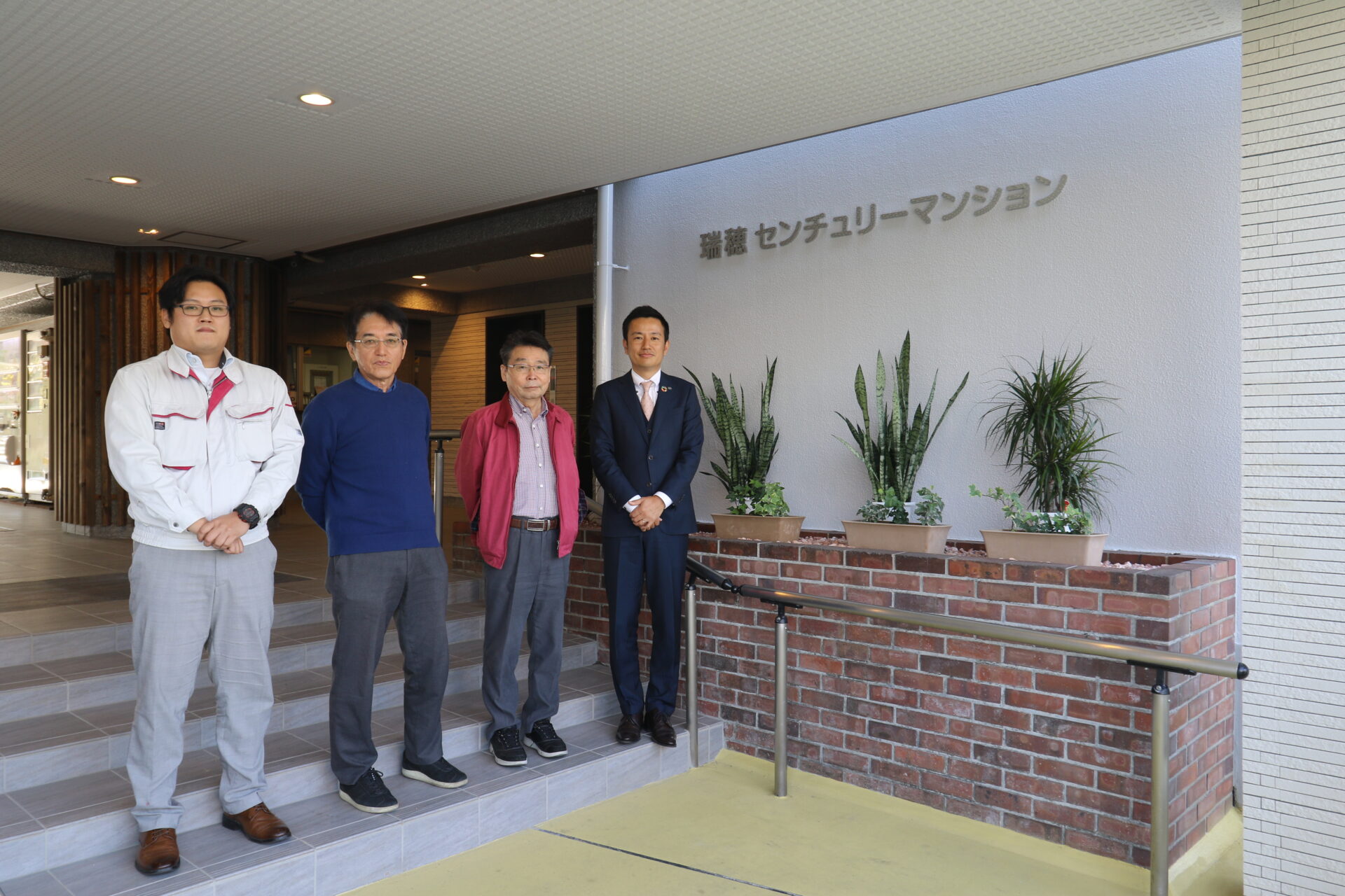 我々管理組合と住民ともに、満足のいく工事でクレームもなく終わることができました。